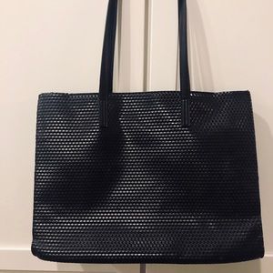 Black tote